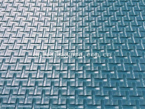 China Blue Conveyor Roll Cross Pattern PVC Conveyor Belt Matt Chemical Resistance factory