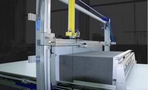 China CE Automatic Vertical Foam Cutter Form Cutting Machine Safe Operation factory