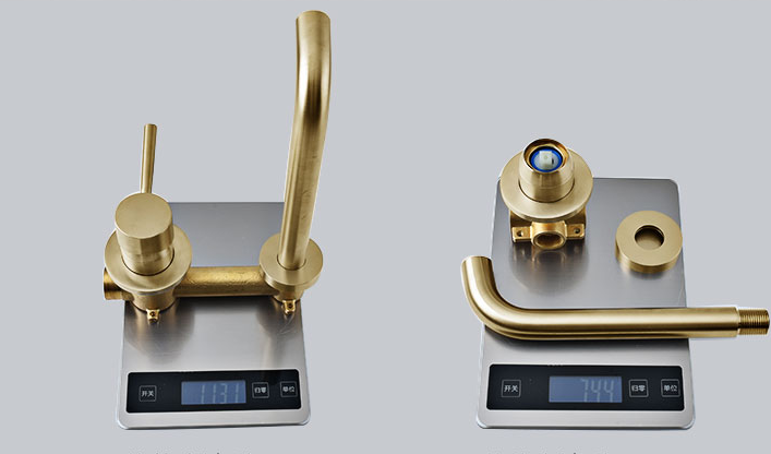 Antique Wall Mounted CE OEM Retro Bathroom Sink Faucets