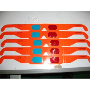 China Paper Anaglyph 3D Glasses Red Blue With Circular Polarized Lenses factory