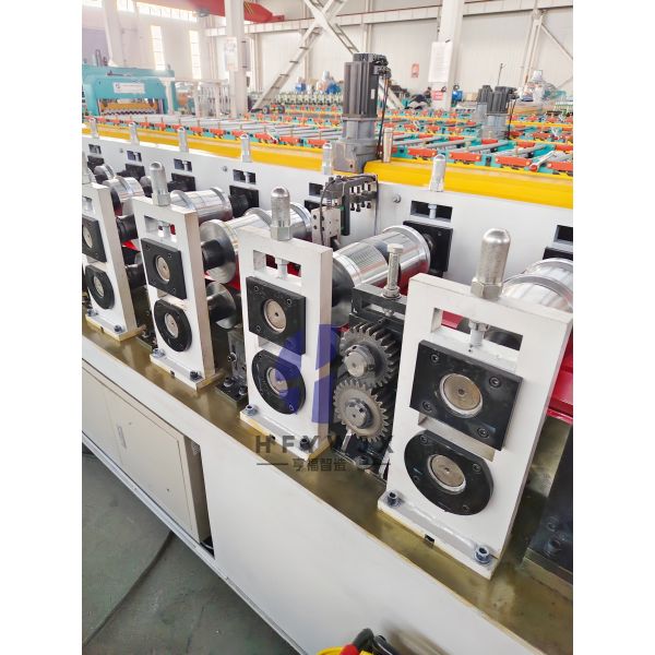 Hydraulic Shears Cutting Wall Panel Roll Forming Machine Intelligent Wall Panel Machine