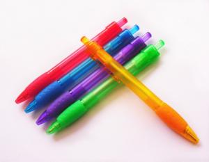 China 0.7 or 1.0mm grip promotional pen plastic ball point pen on sale