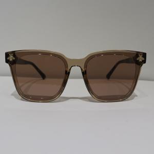 China Classic Brown Anti Glare Sunglasses Translucent Anti Reflective Coating factory