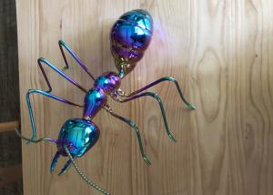 China Colorful Table Decor Metal Ant Sculpture Stainless Steel Titanium Craft on sale