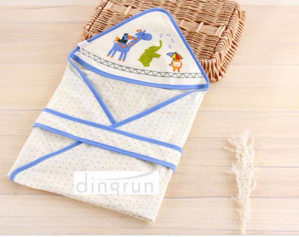 China 100% Cotton Cozy Custom Baby Hooded Towels For Bath , Animals Pattern factory